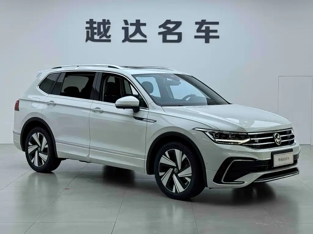Tiguan L Facelift 330 TSI Auto 2 WD R-Line Premium