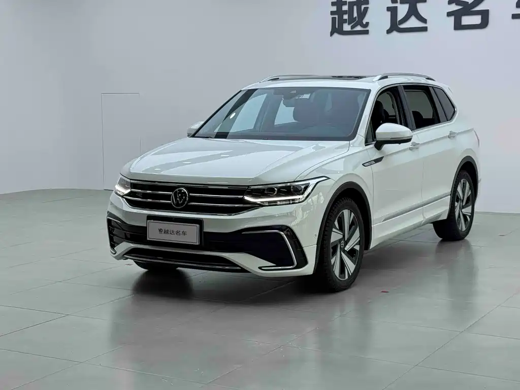 Tiguan L Facelift 330 TSI Auto 2 WD R-Line Premium