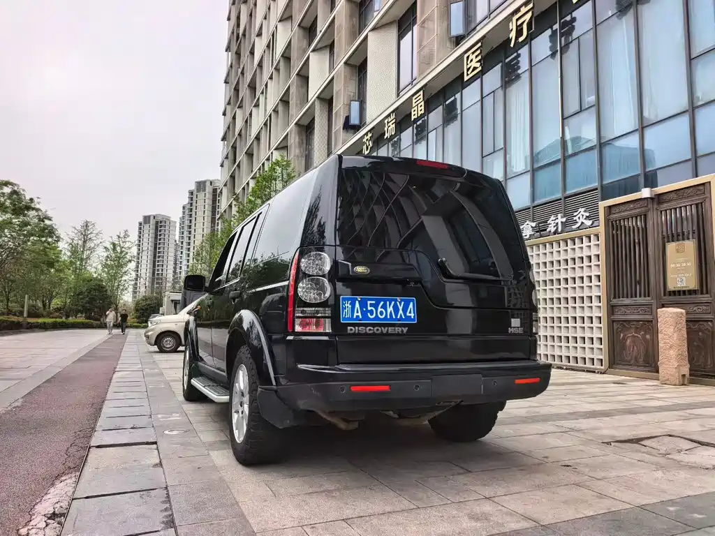 Discovery 4.0 SC V6 HSE