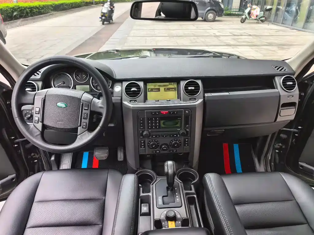 Discovery 4.0 SC V6 HSE