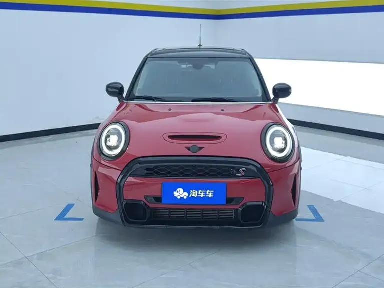 MINI 2.0 T COOPER S Artist 5-door