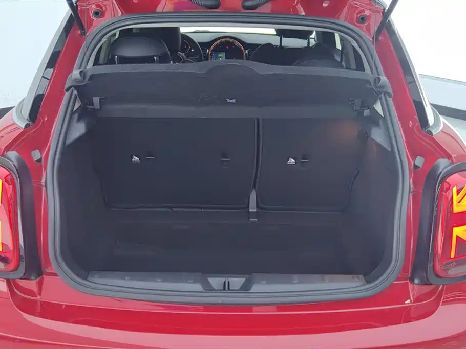 MINI 2.0 T COOPER S Artist 5-door