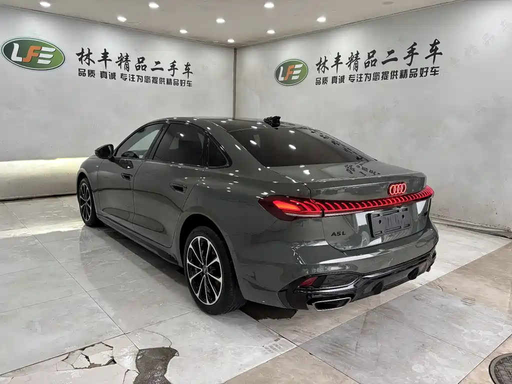 Audi A5 L 2.0 T Sport Plus