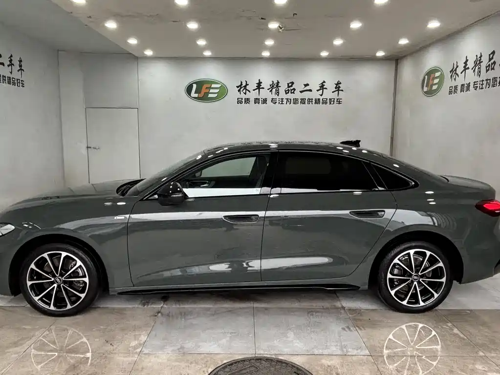 Audi A5 L 2.0 T Sport Plus
