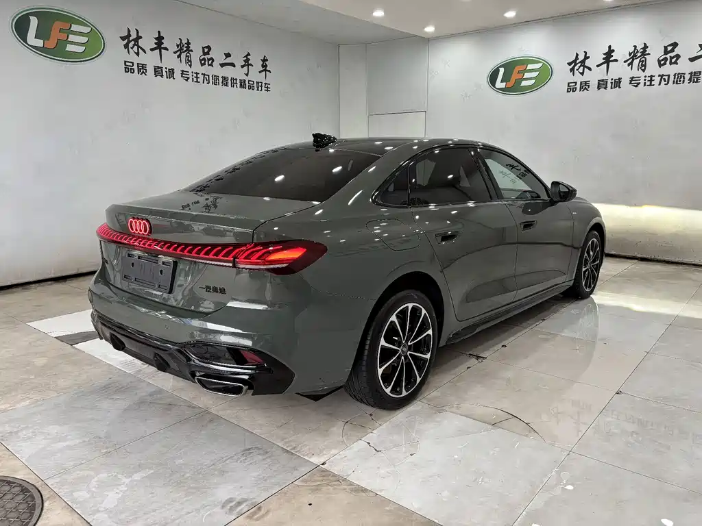 Audi A5 L 2.0 T Sport Plus