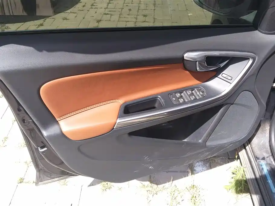 Volvo S60 S60 L T5 Smart Control