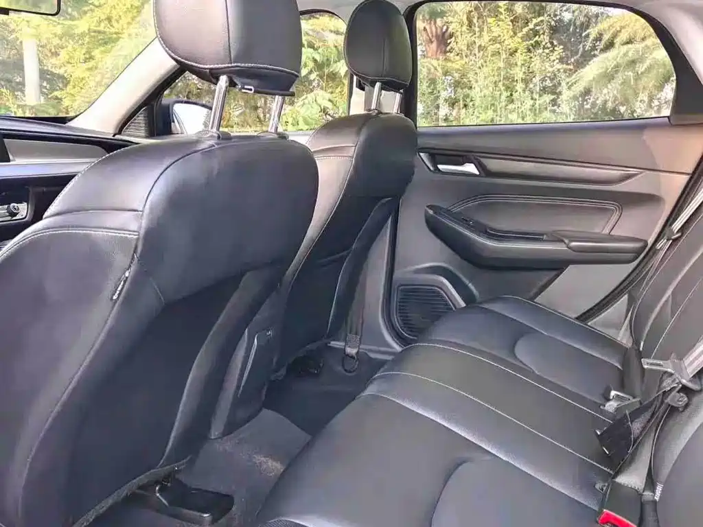 Escort 1.5 L Auto Diamond