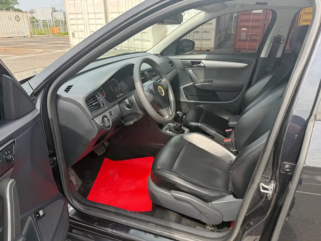 Lavida Facelift Classic 1.6 L Auto Style