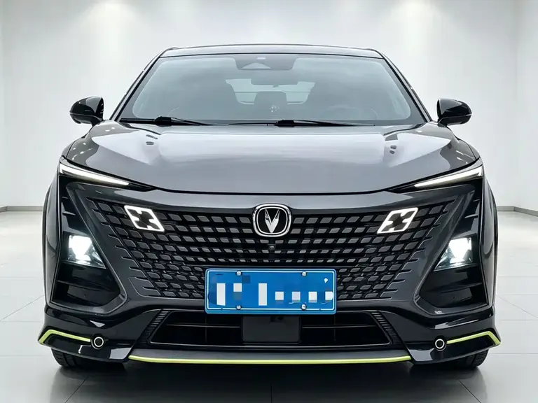 Changan UNI-T 1.5 T Sport Distinguished