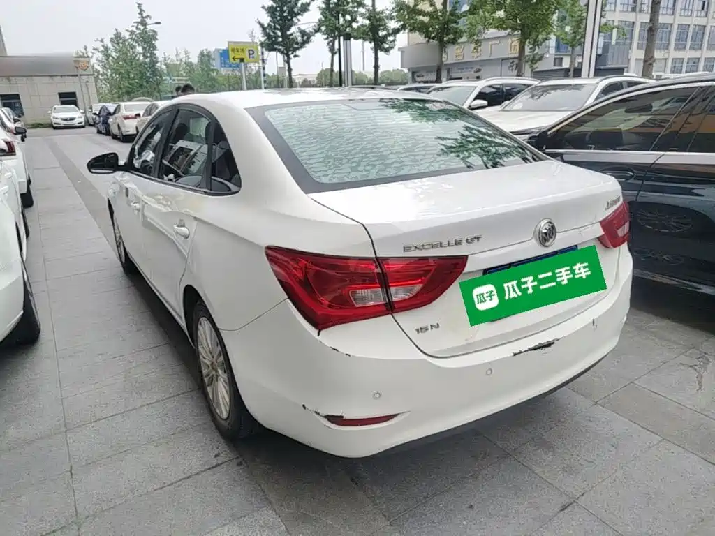 Excelle GT 15 N Auto Luxury