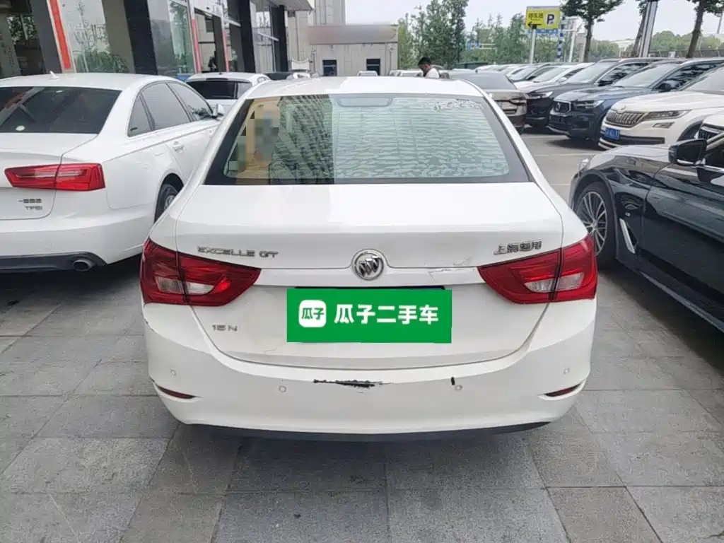 Excelle GT 15 N Auto Luxury