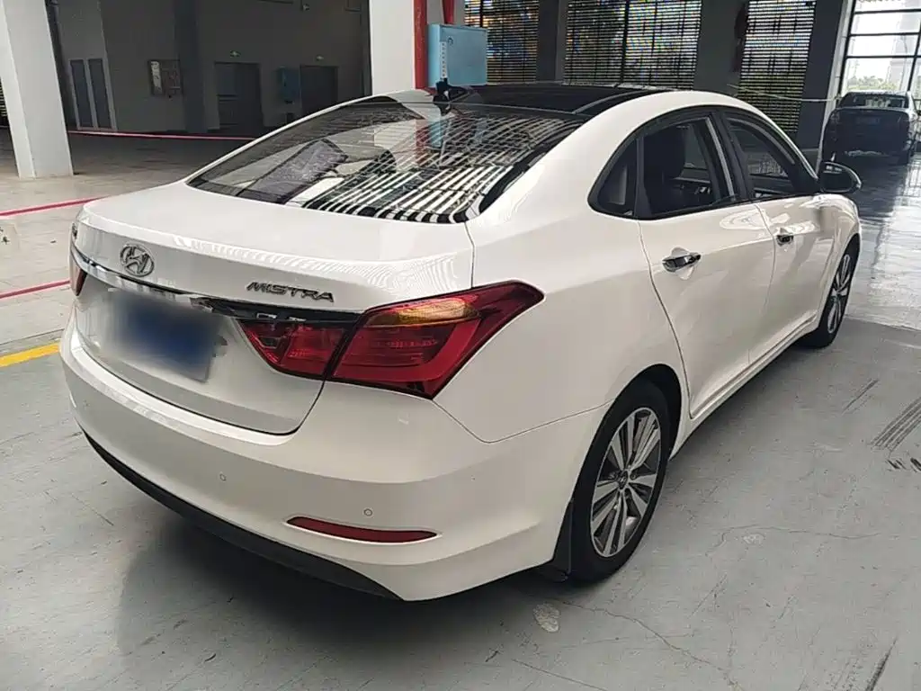 Mistra 1.8 L Auto Intelligent GLS