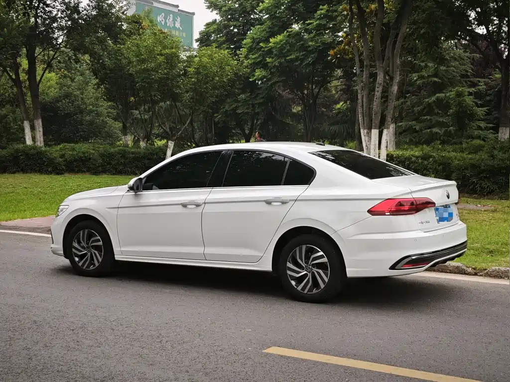 Bora 200 TSI DSG Joy Travel