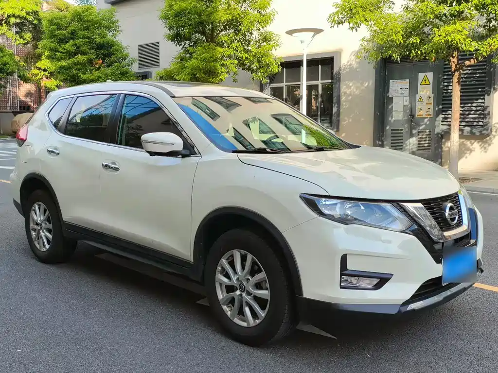 X-Trail 2.0 L CVT Comfort 2 WD