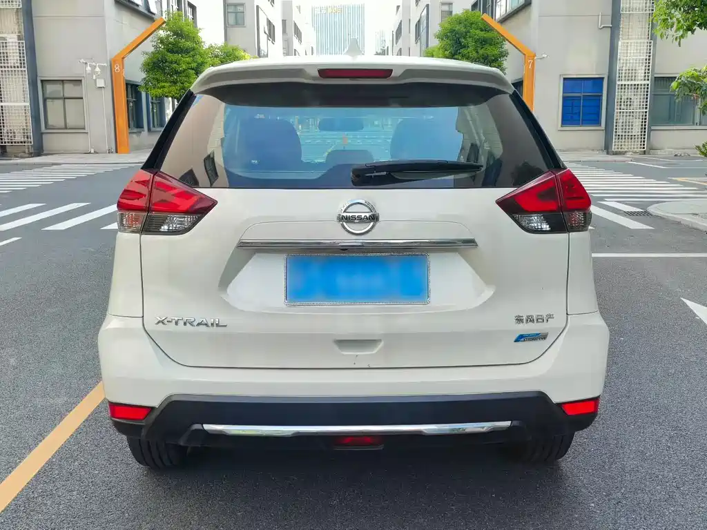 X-Trail 2.0 L CVT Comfort 2 WD