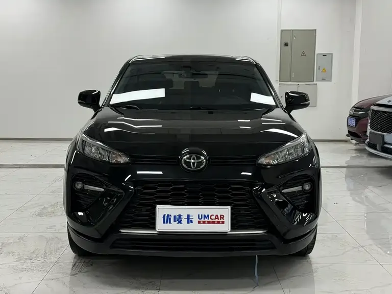 Toyota Wildlander 2.0 L CVT 2 WD Luxury