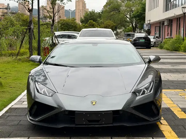 Lamborghini Huracán Huracán EVO RWD