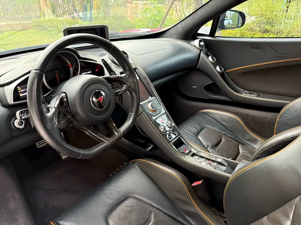 McLaren 12 C 迈凯伦12 C 2013款 3.8 T COUPE 50周年纪念版