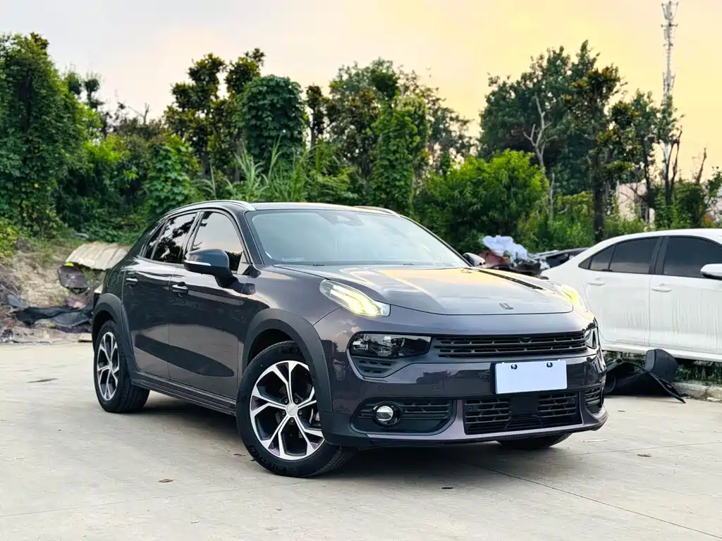 Lynk & Co 02 High Energy 2.0 T Auto 2 WD Shine Pro