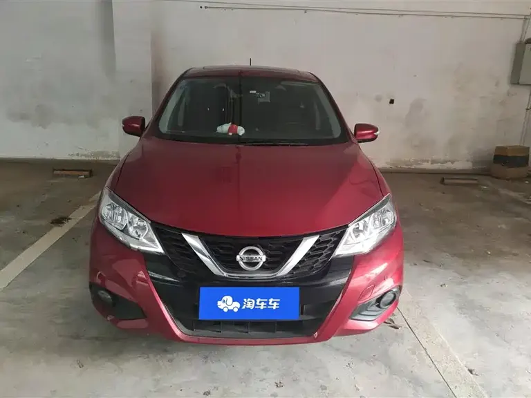 Nissan Tiida 1.6 L CVT Smart Travel