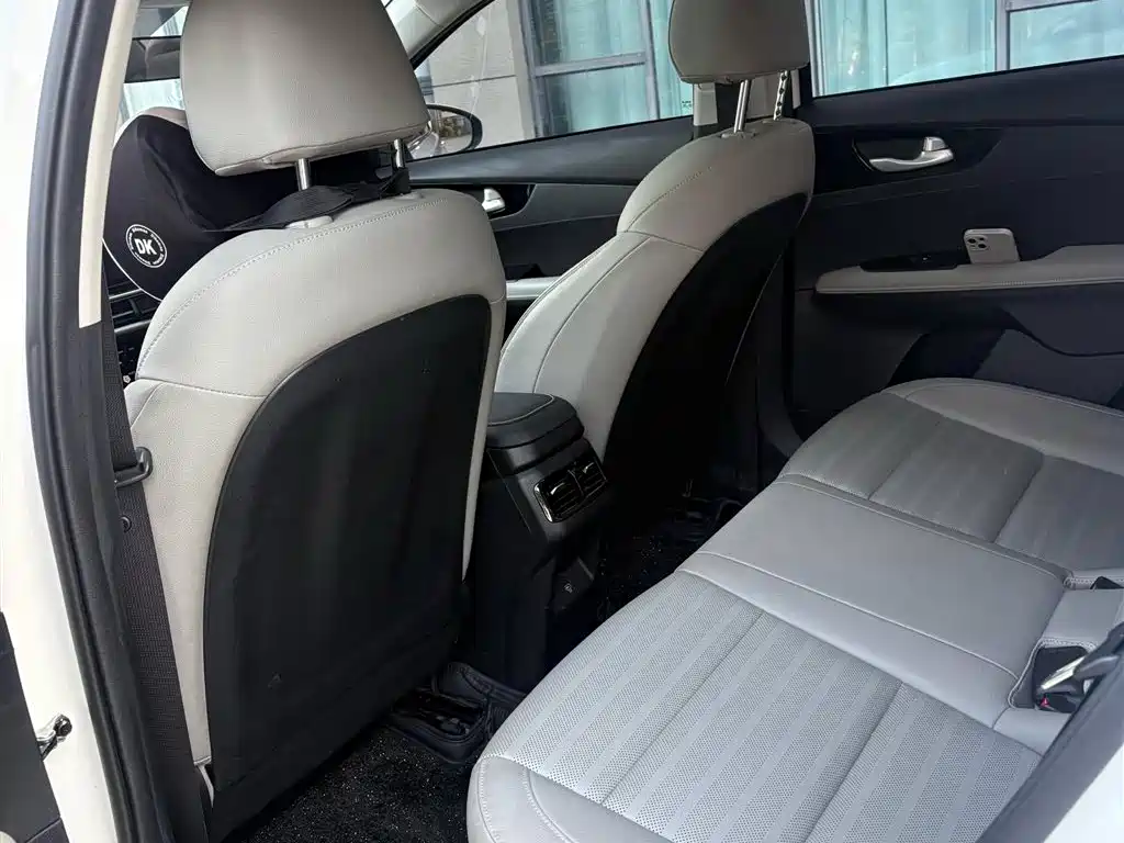 Kia K3 Facelift 1.5 L CVT Fashion