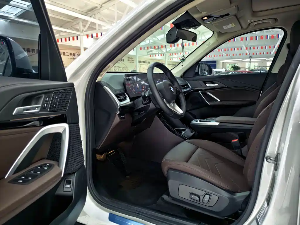 BMW X1 sDrive20 Li X Design Package