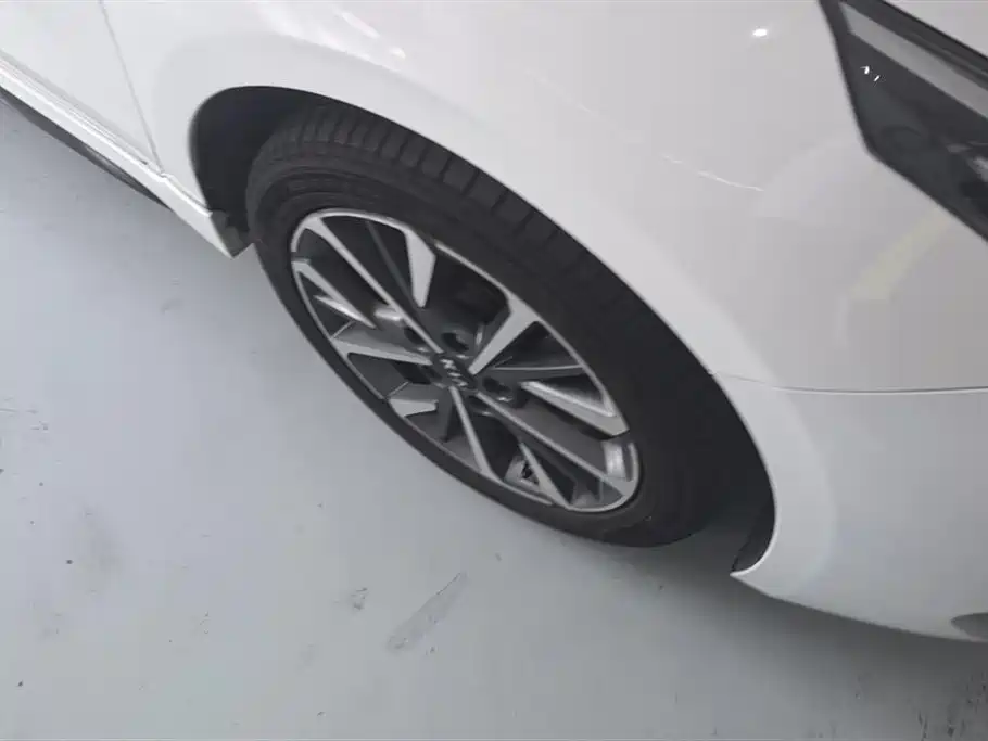 Kia K3 起亚K3 2020款 1.4 T DCT 智享运动版