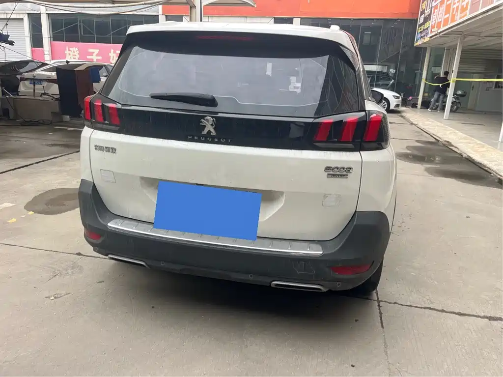 Peugeot 5008 380 THP 7-seat Elite