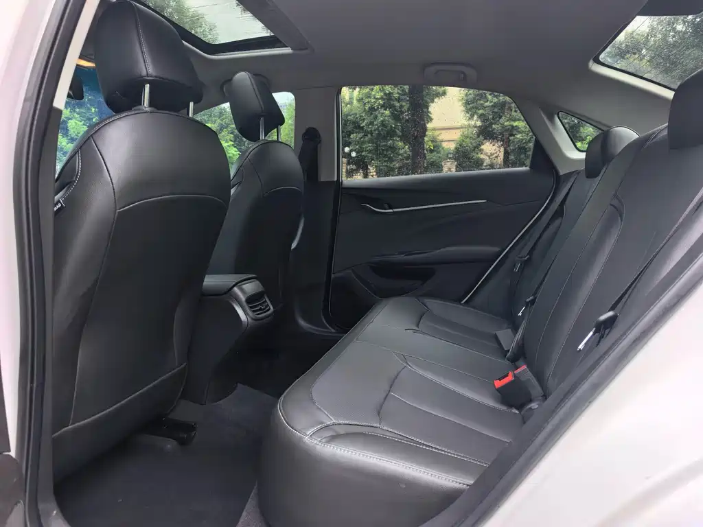 Excelle GT 1.3 T Auto Light Hybrid Elite