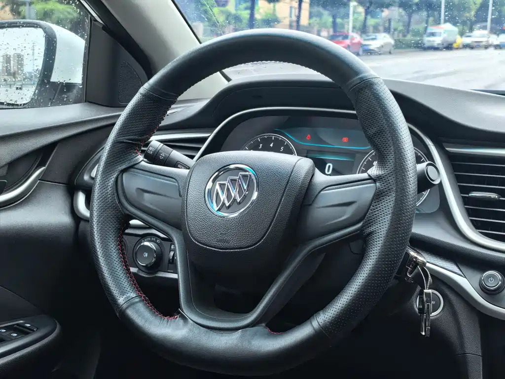 Excelle GT 1.3 T Auto Light Hybrid Elite