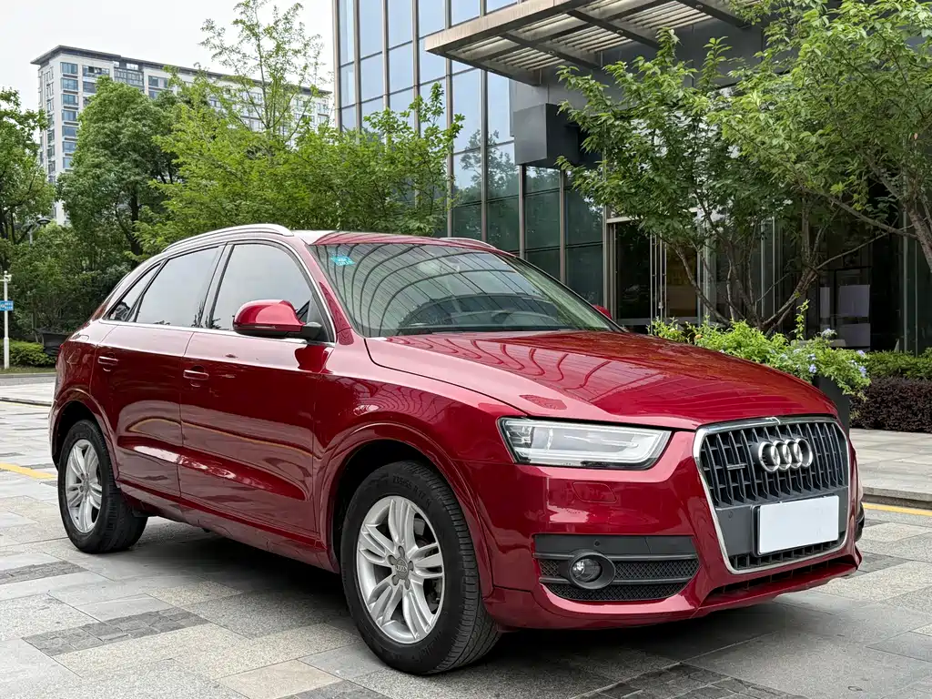 Audi Q3 35 TFSI quattro Tech