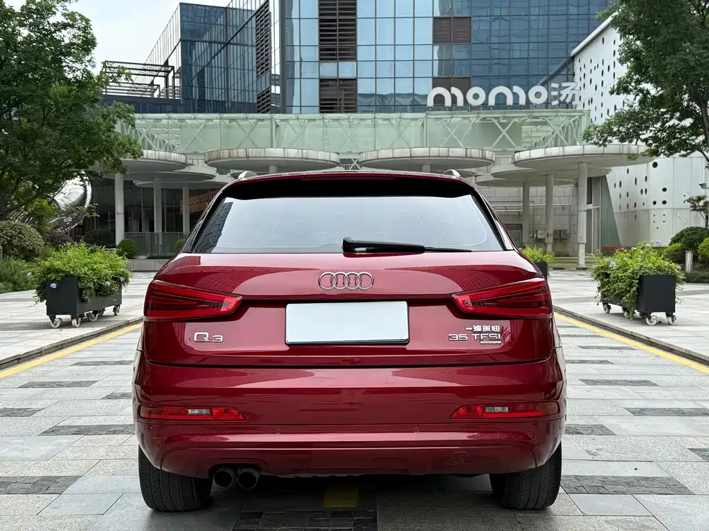 Audi Q3 35 TFSI quattro Tech