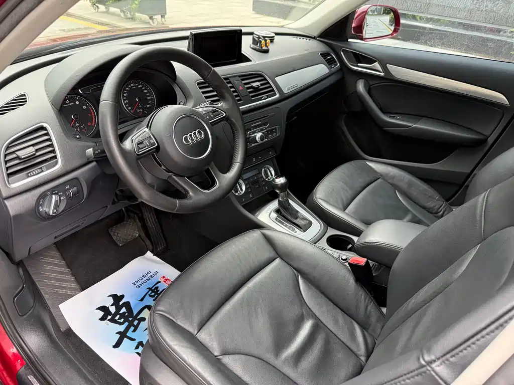 Audi Q3 35 TFSI quattro Tech