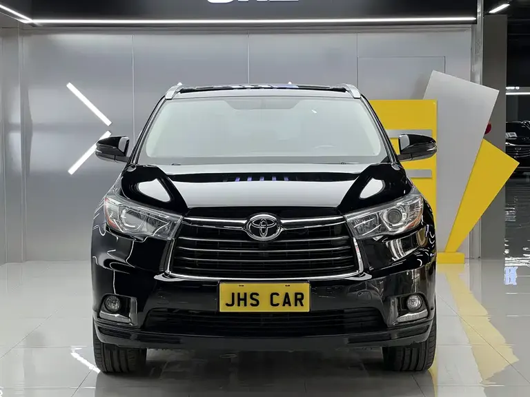 Toyota Highlander 2.0 T 4 WD Luxury 7-seat