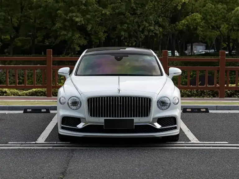 Bentley Flying Spur V8 Edition 8