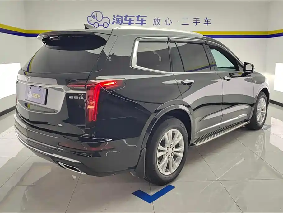 Cadillac XT6 凯迪拉克XT6 2020款 28 T 七座风尚型