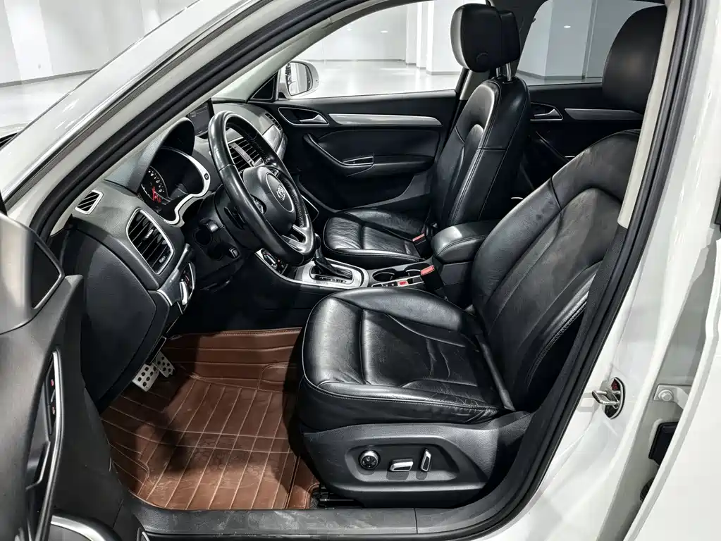Audi Q3 35 TFSI quattro Tech