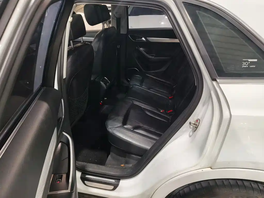 Audi Q3 35 TFSI quattro Tech