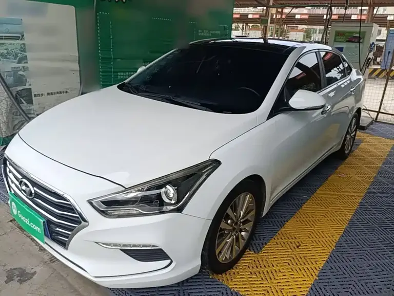 Hyundai Mistra 1.6 T Auto Intelligent GLS CN-V