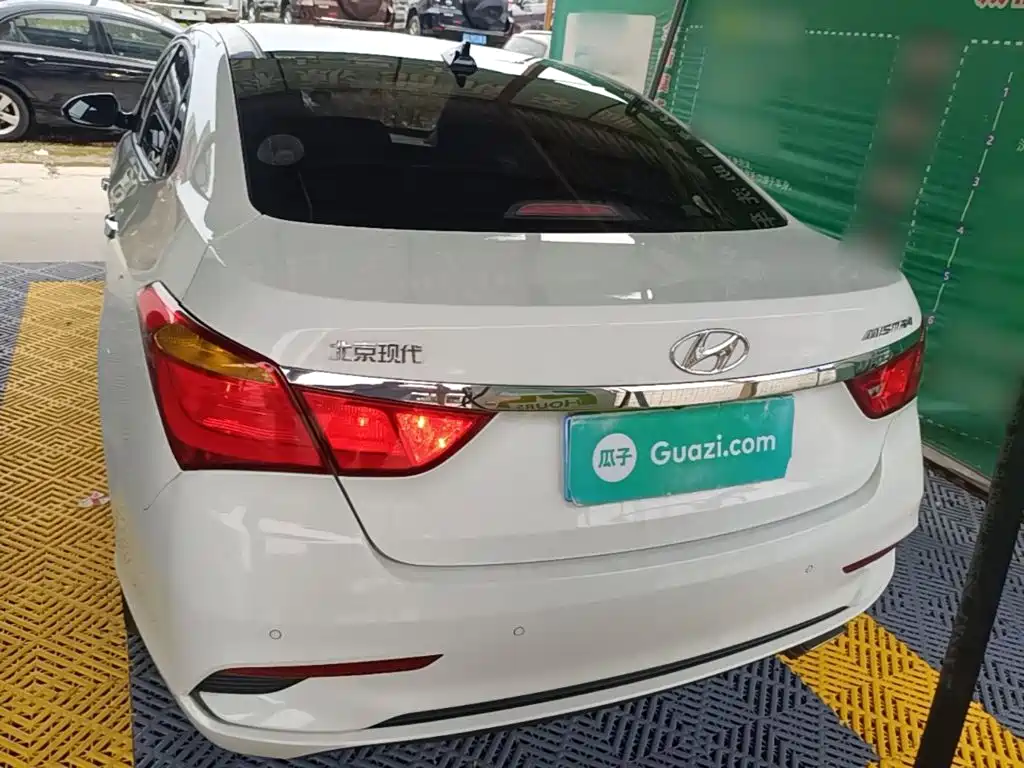 Mistra 1.6 T Auto Intelligent GLS CN-V