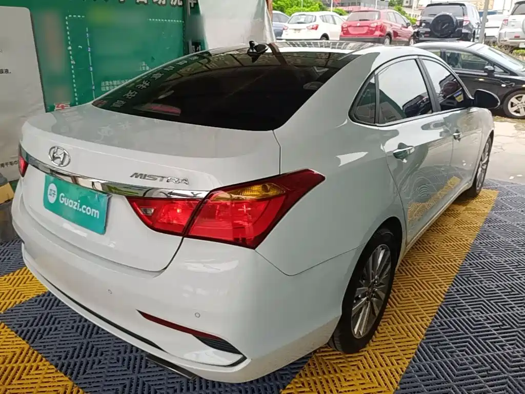 Mistra 1.6 T Auto Intelligent GLS CN-V