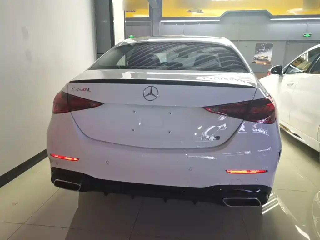 Mercedes-Benz C-Class C 260 L Bright Night Sport