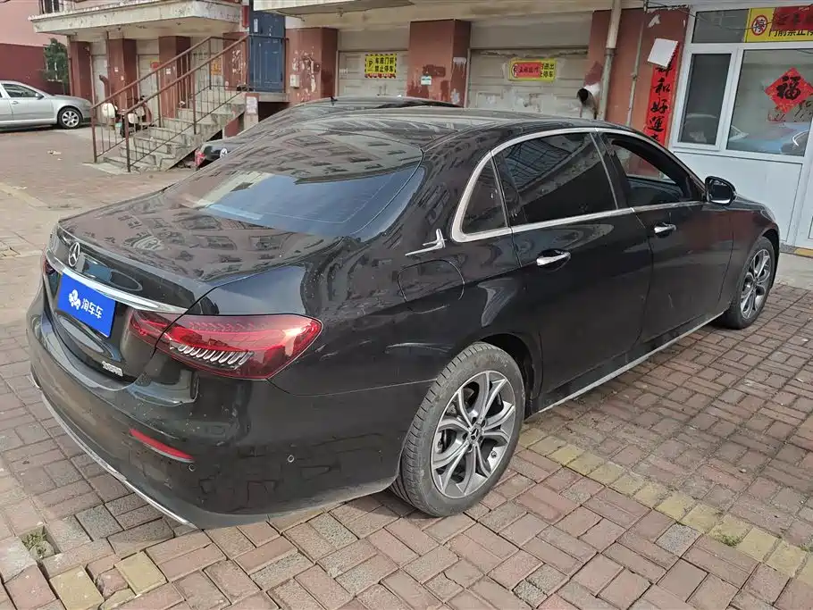 Mercedes-Benz E-Class Facelift E 300 L Sport Fashion