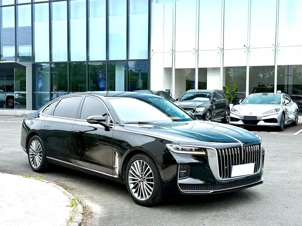 Hongqi H9 2.0 T Connected Flagship Enjoyment