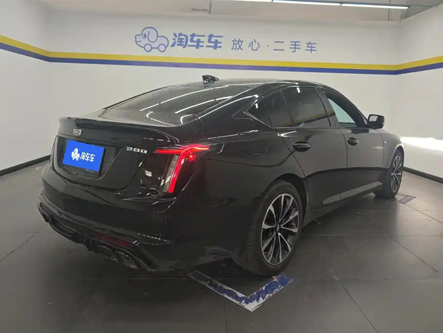 Cadillac CT5 28 T Distinguished