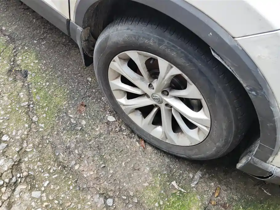 Brilliance V3 1.5 L Auto Intelligent