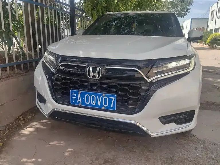 Honda UR-V 370 TURBO 4 WD Premium