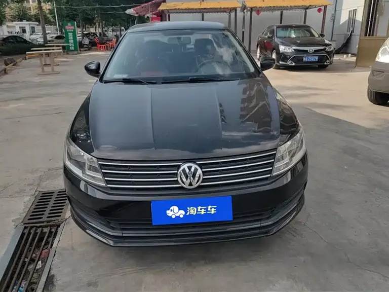 Volkswagen Lavida 1.6 L Auto Style