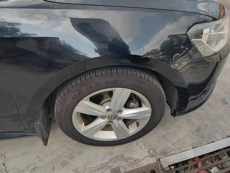 Lavida 1.6 L Auto Style