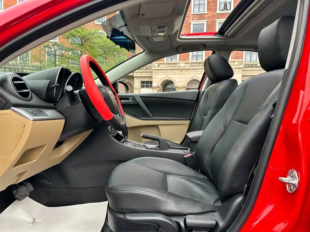 Mazda 3 Star Sedan 1.6 L Auto Comfort